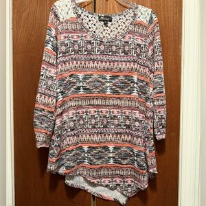 Women's Absolutely Famous Multicolor Patterned Top